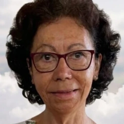Edna Avelar